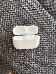 Apple Airpods Pro 2.Generation case - Bild 1 von 2