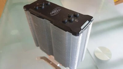 DeepCool white Radiatore CPU Socket FM1,Socket AM3+,Socket AM4,Socket AM2 - Immagine 1 di 4