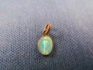 VINTAGE ANTIQUE ITTY BITTY STERLING SILVER & ENAMEL MIRACULOUS MEDAL - Picture 1 of 3