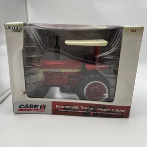 Ertl Farmall International 966 With ROPS Dealer  Edition 1/16th Scale Nib - Picture 1 of 11