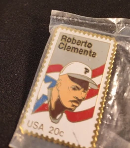  Rare!  USPS Black Heritage Roberto Clement Pin Unopened in original packaging  - Picture 1 of 5