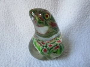 süßer kleiner Frosch Glas grün-bunt Murano Millefiori Paperweight 5,5x4,5x4cm - Picture 1 of 7
