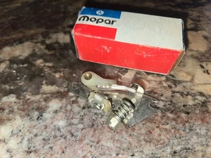 NOS Mopar DR-7007 Ignition Point Set FREE SHIPPING - Picture 1 of 1