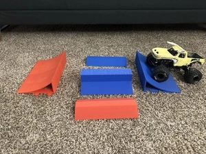 Losi Mini Lmt Stunt Jumps - Picture 1 of 2