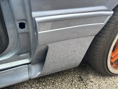 Extensión basculante inferior izquierdo Ford Mustang GT 87-93 moldura GFX controladores OEM Foto 1 de 2