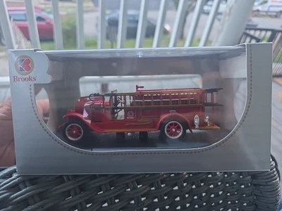 Brooks Signature Models Limited 1928 Red Fire Truck 1:43 Scale - Image 1 of 4