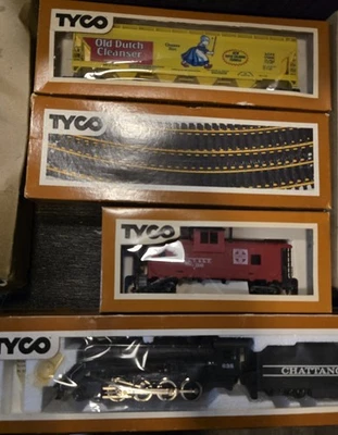 HO Tyco Chattanooga, Old Dutch Cleanser Track And More With Boxes - Image 1 of 4