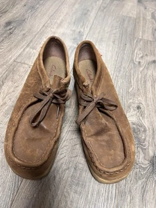 Clark’s Wallabees Women’s Size 8 - Picture 1 of 4
