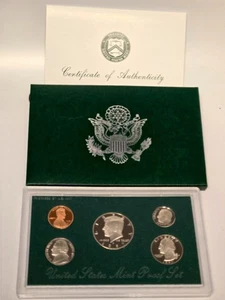 1997s U.S. Mint Clad Proof 5 Coin Set Original Government Packaging COA - Picture 1 of 4