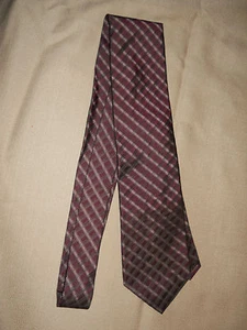 Calvin Klein Premium Burgundy Silk New Mens Tie - Picture 1 of 3