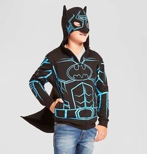 NWT BATMAN "GLOW IN THE DARK" HOODIE WITH REMOVEABLE CAPE Boys SIZE XL full zip - Picture 1 of 12