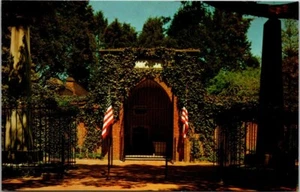 Postcard: The Washington Tomb At Mount Vernon, Tomb Of Washington. - Picture 1 of 2