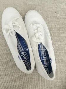 Keds Sneaker, Low Top Schnürer, Größe 6,5, neu ohne Karton, wie besehen - Bild 1 von 6