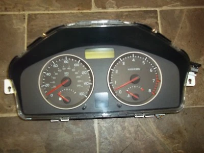 VOLVO 30 40 50 2004-2007 velocímetro cuadro de instrumentos medidores 5 cilindros mph 181 k Foto 1 de 4