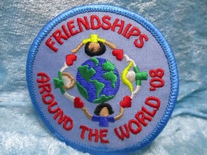 Parche de Girl Scouts 08 de amistades alrededor del mundo - Imagen 1 de 1