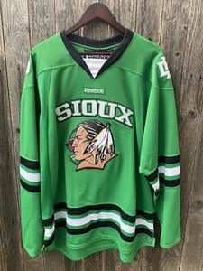 Reebok North Dakota Fighting Sioux Hockey Jersey Banned Indian Green XL
