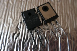 10N20 10P20 Audio Mosfet TO3P TO247 Exicon Lateral ECX10P20R/10N20R UK PLASTIC - Picture 1 of 3