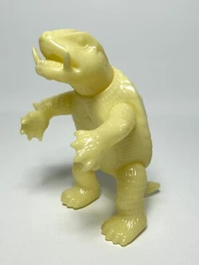Vintage M1-GO 1997 Gamera Glow in the dark 7" Sofubi Vinyl Figure Daiei Monster - Picture 1 of 19