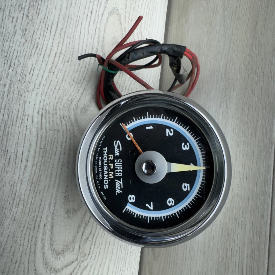 Vintage Sun SUPER Tach 8K 8000 RPM Blueline Tachometer SST-802 w/ Bracket - Image 1 of 4