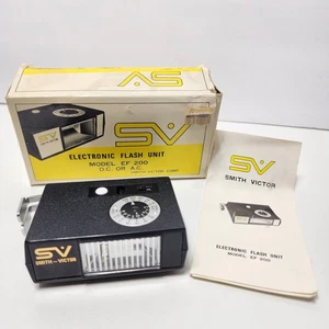 Smith-Victor elektronisches Blitzgerät Modell EF 200 getestet - Bild 1 von 6