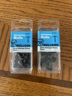 Clavos para tapicería Bulldog #210952 24 cada margarita latón antiguo Foto 1 de 4