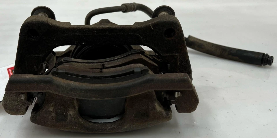 08-16 Dodge Caravan Pinza delantera derecha lado pasajero pistón único OEM 68003707AC Foto 1 de 4