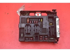 Peugeot C W206 Fuse Box 9643498880-00 2003 29068431 - Picture 1 of 9