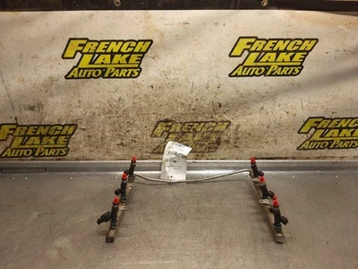 Riel de combustible con inyectores 3,7 L compatible con Jeep Liberty 1290235 2005 Foto 1 de 4