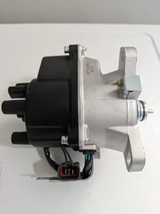 WAI World Power DST17430 Distributor for Spark Plug Ignition System - Picture 1 of 9
