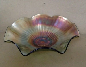 Vintage Stippled Rays Carnival Glass Bowl. Ruffled Edges. Northwood. - Picture 1 of 5