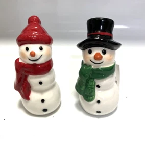 New Cracker Barrel, Christmas, Snowman, Salt and Pepper Set, Mini 2.75" Tall - Picture 1 of 5