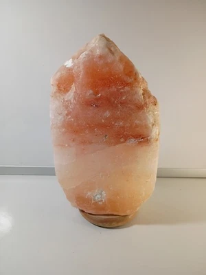 Lámpara de sal del Himalaya 9x5x2 sin acorde | Luz nocturna de roca de cristal natural 6 libras Foto 1 de 4