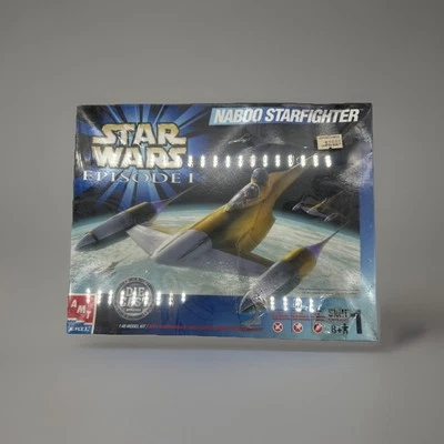 AMT Ertl Star Wars Episode 1 Naboo Starfighter Diecast 1:48 Model Kit NEW SEALED - Image 1 of 4