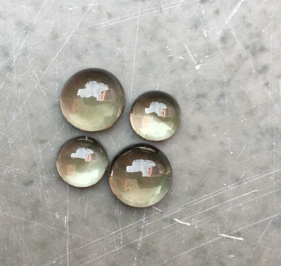 Beautiful green amethyst cabochon gemstone good color 4 pieces round 11.90 carat - Image 1 of 4