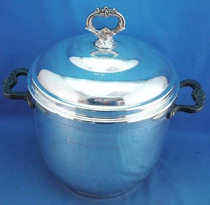 1977 SITTING ROCK FARMS SOTARA ARABIAN HORSE CHAMPION ROADSTER ICE BUCKET TROPHY - Bild 1 von 5