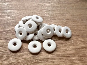 Pack 20 2.75cm Polo Doughnut Bead Ceramic Bisque Glaze Paint Ref236 - Picture 1 of 4