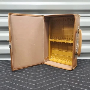 Vintage Cassette Tape Portable Travel Storage Case Holds 22 Loose or 12 Cased  - Picture 1 of 13
