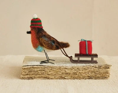 Trineo de fieltro de lana hecho a mano Robin Bird regalo de Navidad NUEVO 9”L *LEER* Foto 1 de 4