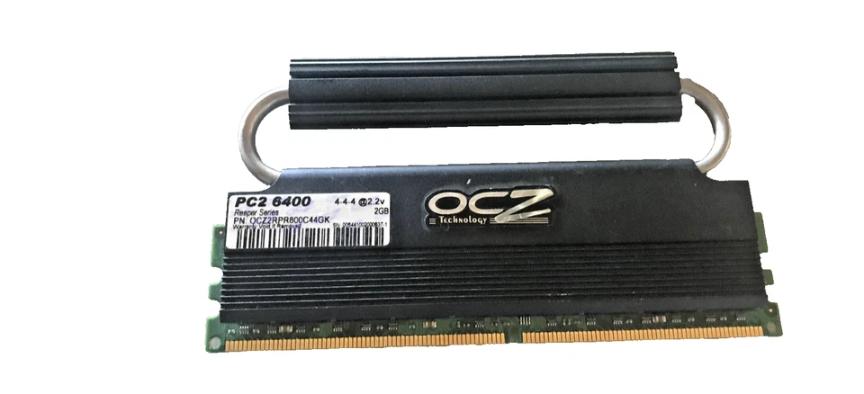 OCZ OCZ2RPR800C44GK Reaper 2GB DDR2 PC2-6400 RAM Memory - Image 1 of 1