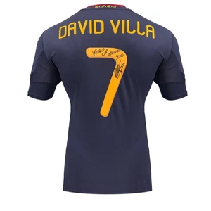 Maglia trasferta David Villa firmata originale Spagna 2010-11 (stampa fan): iscrizione WC - Foto 1 di 4