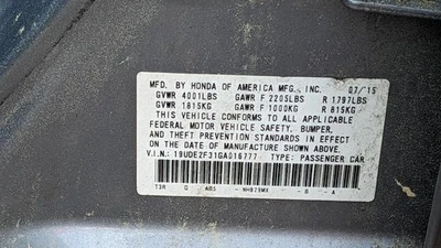 Guardabarros delantero derecho usado se adapta a: Acura Ilx 2016 delantero derecho grado A Foto 1 de 4