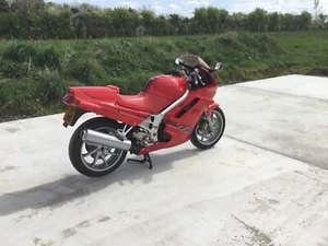 Honda VFR 750 - Picture 1 of 7