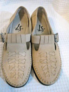 Life Stride Studio Womens Suede Loafers size 7 M beige pre owned - Picture 1 of 15