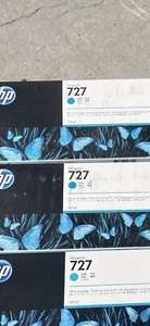 GENUINE HP DESIGNJET 727 300ML CYAN INK T920T1500T2530T2500 2018 - Picture 1 of 1