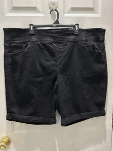 New!Terra&Sky Black Wash Fitted Stretch Pull-On Bermuda Shorts.Size 3X(24W-26W). - Picture 1 of 3