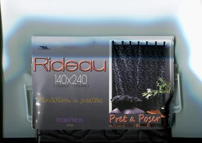 RIDEAUX NOIRS EN PAIRE (A PATTES PRÊT A POSER) - DÉCOR ROSES NOIRES EN VELOURS  - Photo 1/4