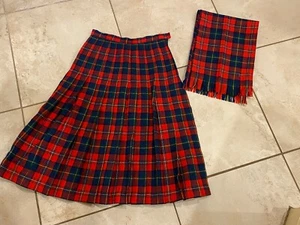 PENDLETON Petite Vtg Red Blue Green BOYD TARTAN Plaid Pleated Skirt & Scarf - 8  - Picture 1 of 6