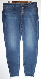 Torrid Bombshell Jeans Size 18 Ankle Blue High Waist Button Fly Med Wash - Picture 1 of 10