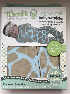 NEW~Woombie~Swaddle~Infant Big Baby 14-19lbs~Blue Tan Giraffe~Sleep Snuggle Safe - Imagem 1 de 4