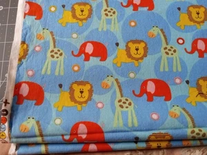 1.5 Yds 44" Wide Cotton Quilt Fabric Blue With Zoo Animals - Picture 1 of 5